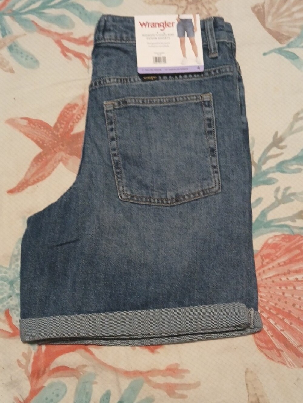 Wrangler Denim Roll Cuff Shorts - Medium Blue Wash - Picture 5 of 7